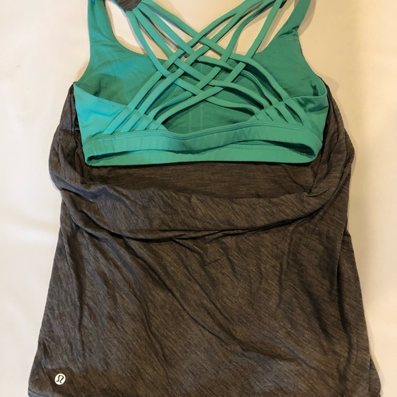 Lululemon Tank Top with built in bra good condition size 6 - Picture 3 of 3